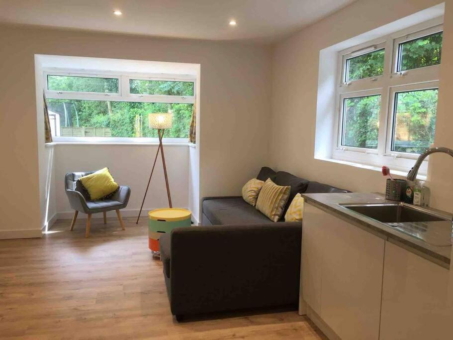 Bright And Spacious Annex Near Lymington With Private Garden Екстер'єр фото
